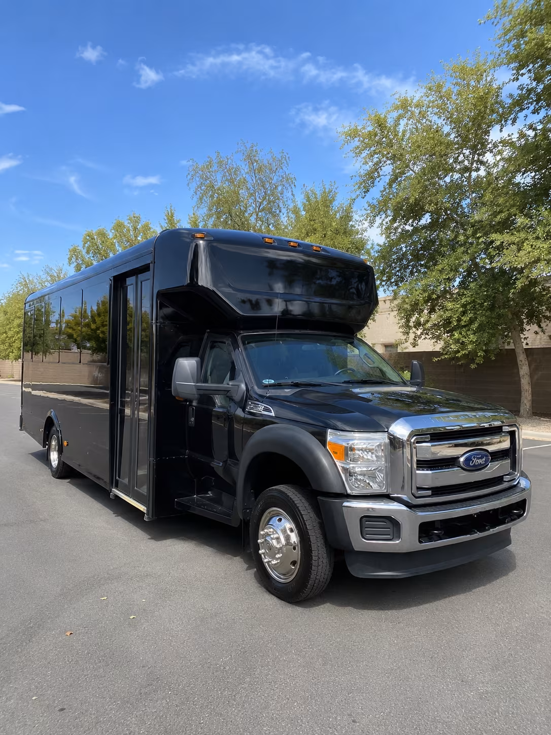 newark bus rentals