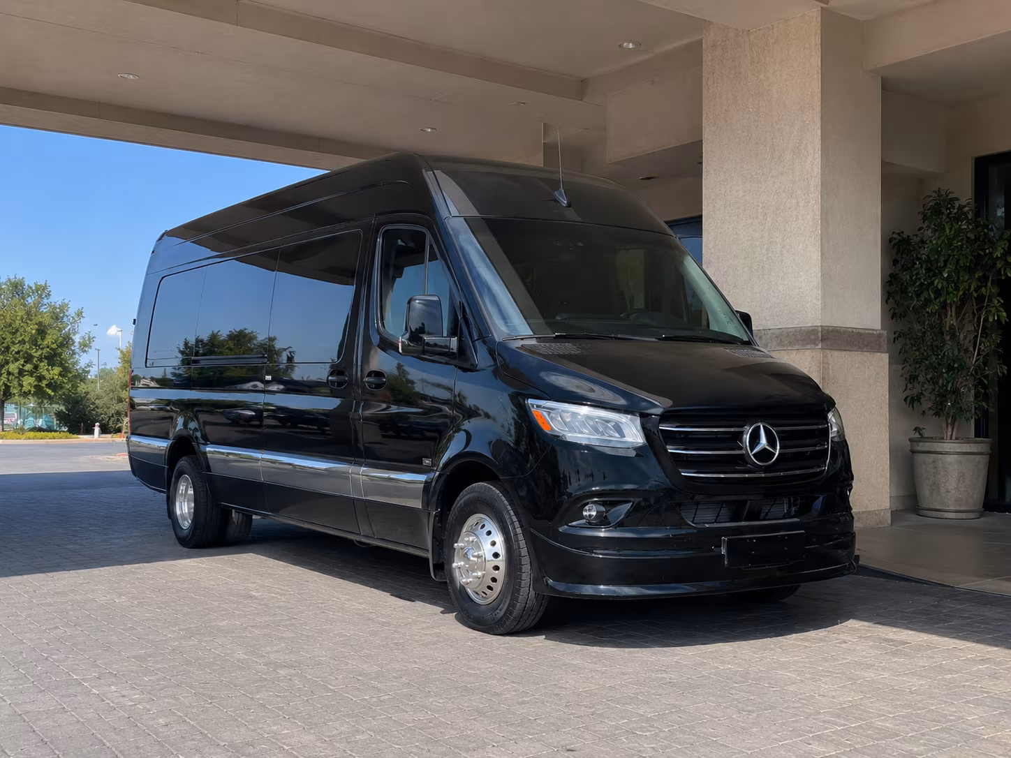 trenton comfortable employee shuttle bus rentals in trenton
