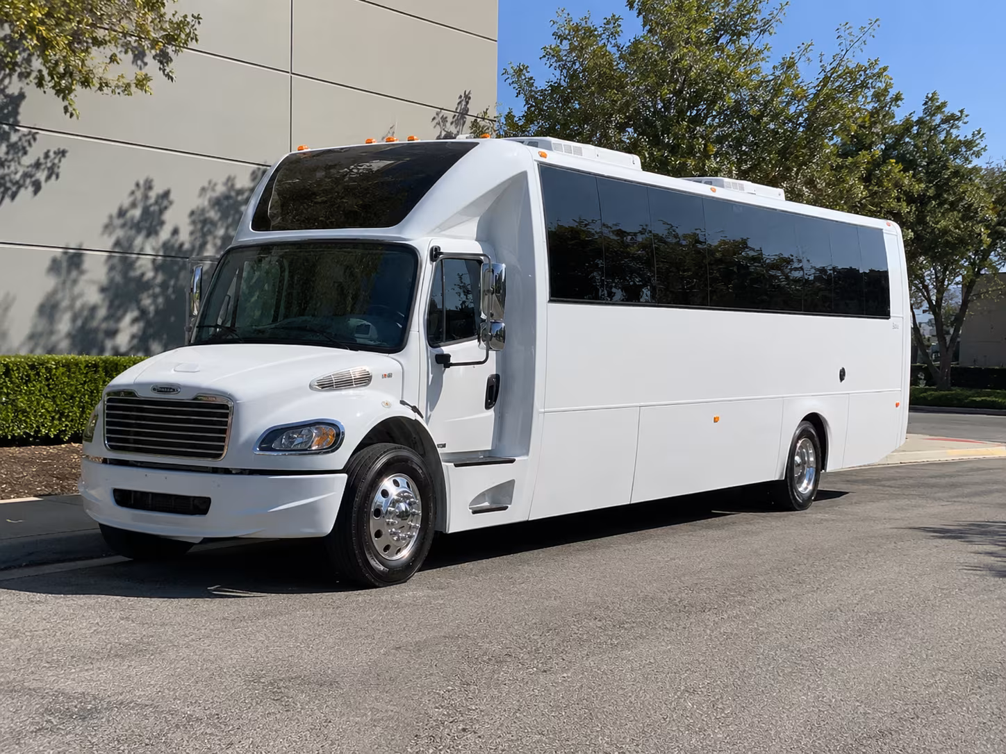 woodbridge bus rentals