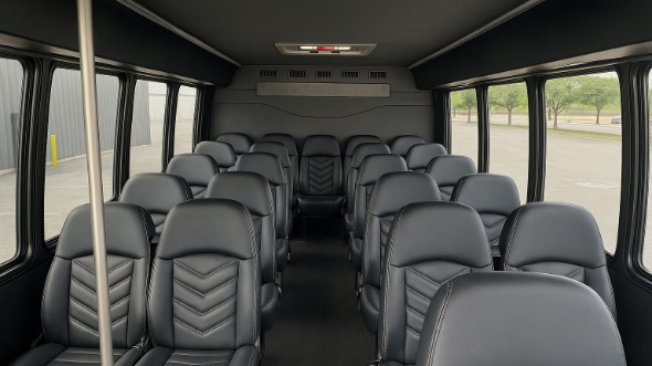 east brunswick 15 passenger minibus rental